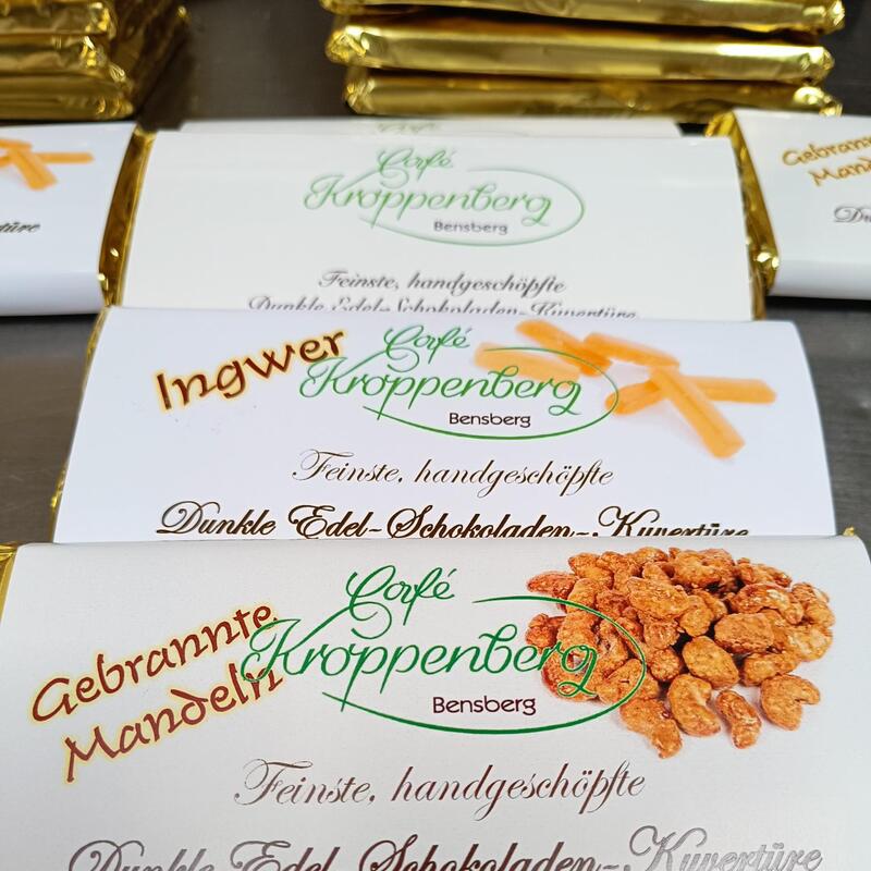 Mit gebrannten Mandeln aus unserer Backstube